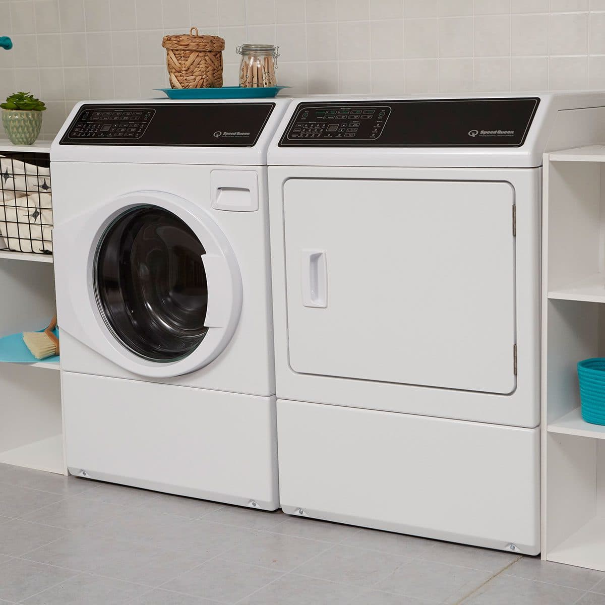 DF7 Sanitizing White Gas Dryer with Front Control view 6