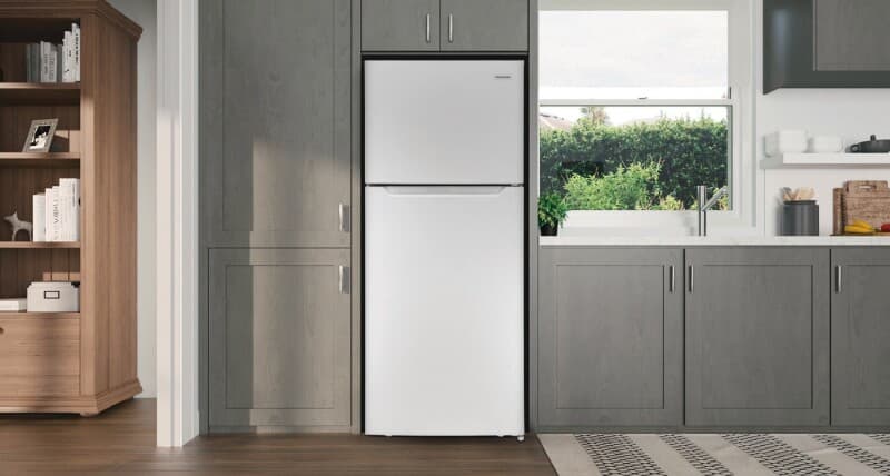 18 Cu. Ft. Top Freezer Refrigerator view 4