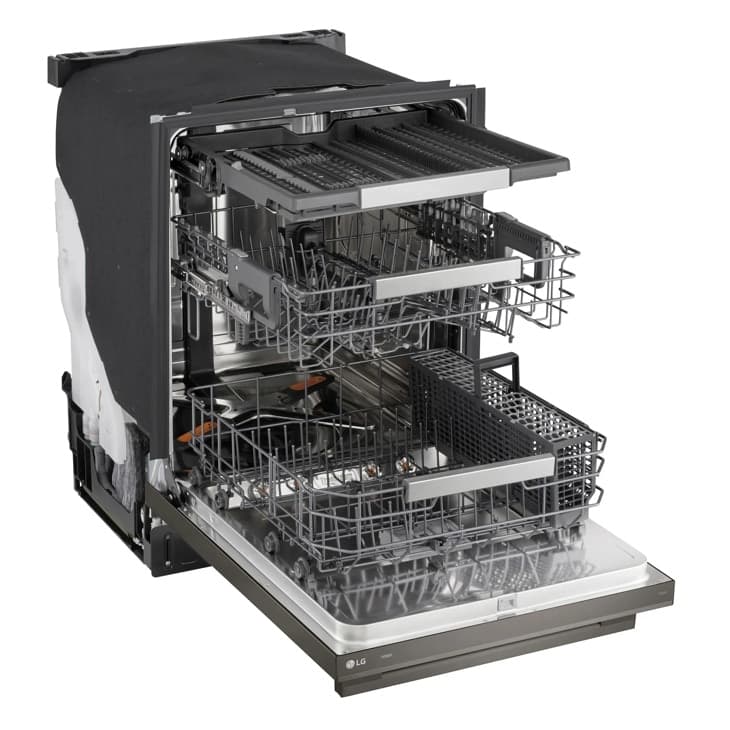 Smart Flushfit™ Top Control Dishwasher With 1-hour Wash & Dry, Quadwash® Pro, Truesteam® And Dynamic Heat Dry™ W/autovent Dry™ view 5