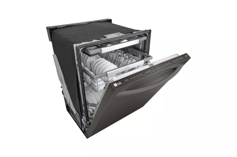 Smart Top Control Dishwasher With 1-hour Wash & Dry, Quadwash® Pro, Truesteam® And Dynamic Heat Dry™ view 3