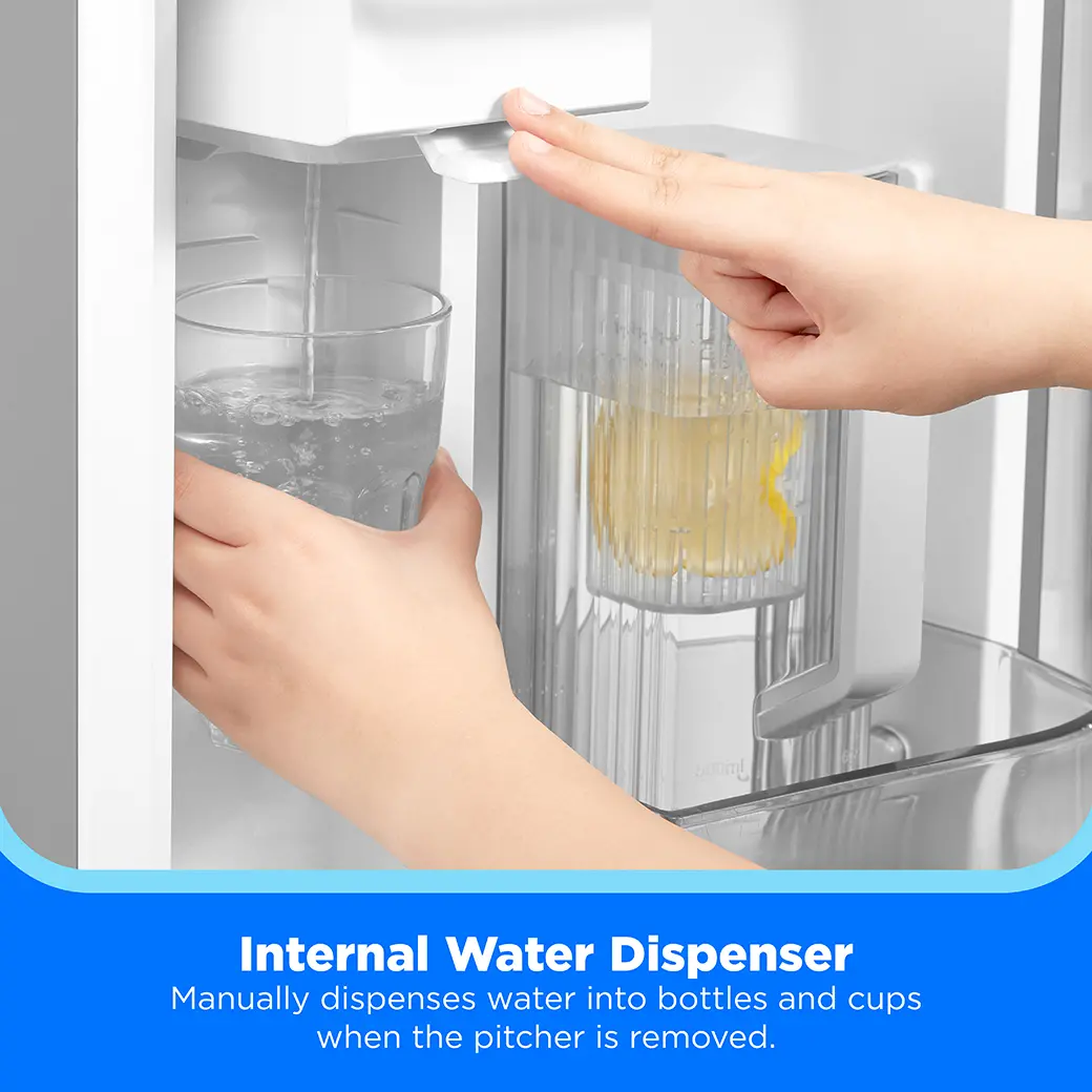 32 cu. ft. French Door Refrigerator with AutoFill Water Pitcher view 6