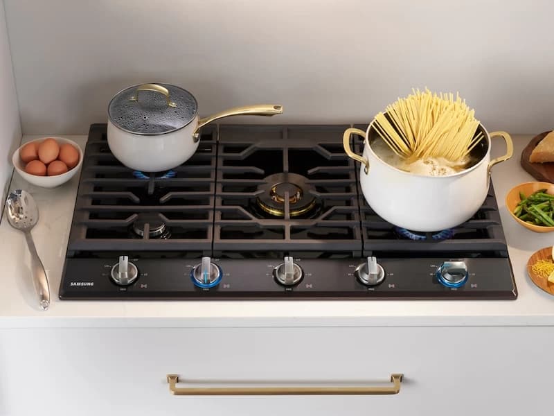 Gas Cooktop view 8