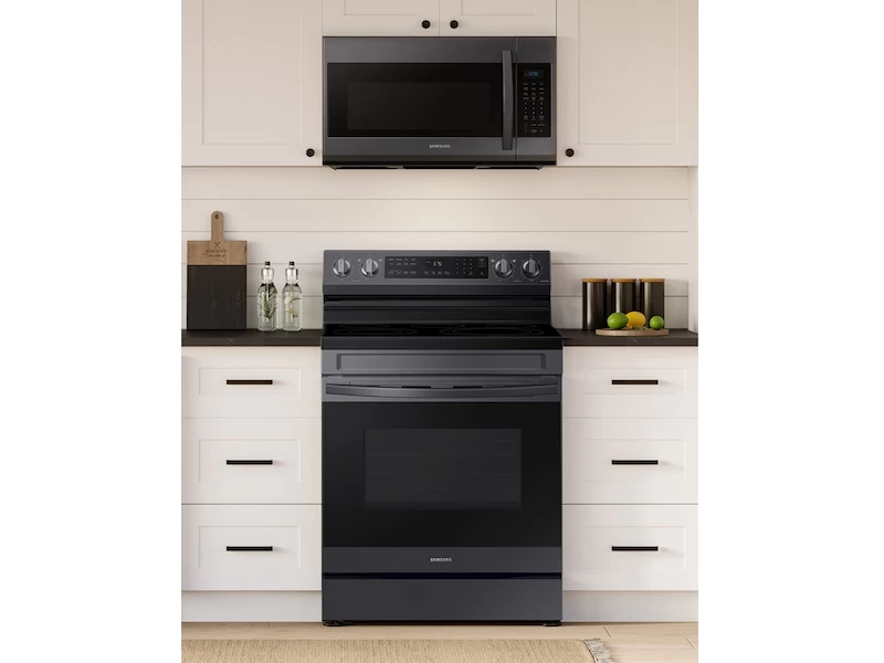 Freestanding Electric Range view 6
