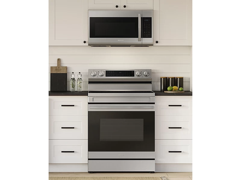 Freestanding Electric Range view 3