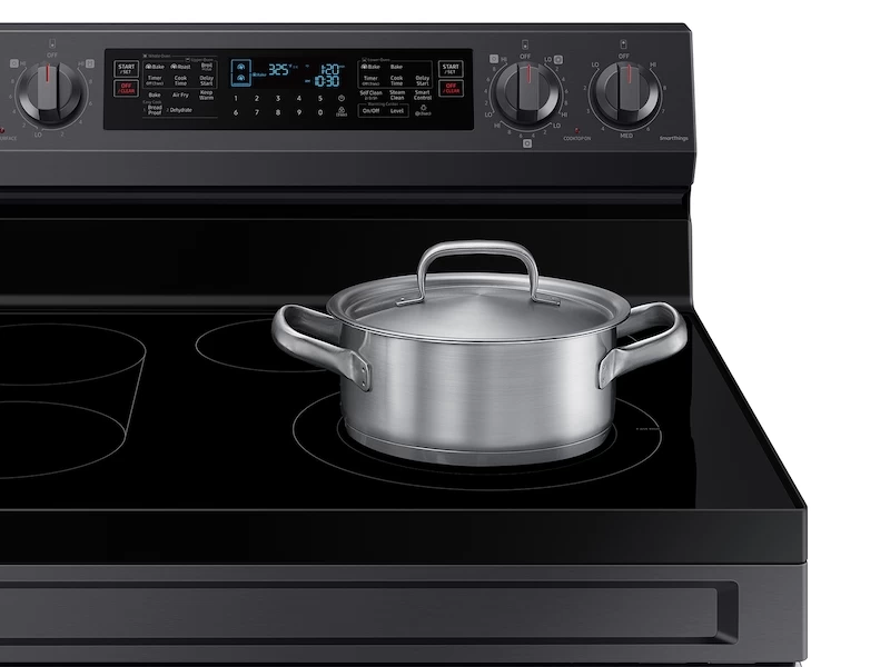 Freestanding Electric Range view 8