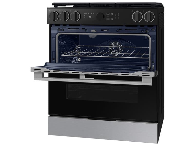 Bespoke Smart Slide-In Gas Range 6.0 cu. ft. with Flex DuoTM & Illuminated Precision Knobs – Stainless Steel view 8
