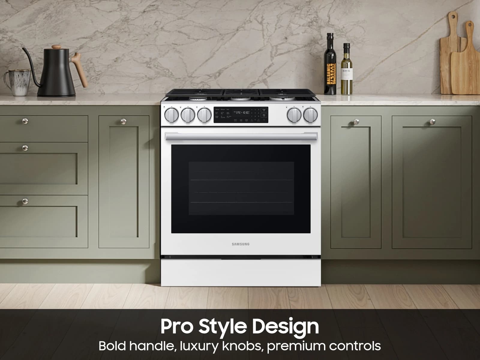 Bespoke Smart Slide-In Gas Range 6.0 cu. ft. with True Convection in White Glass view 5
