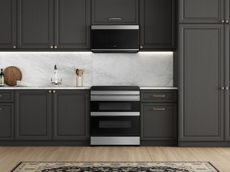 Bespoke Slide-in Induction Range view 4