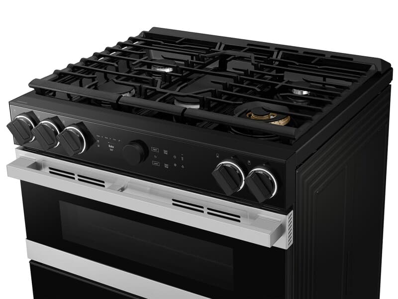 Bespoke Smart Slide-In Dual Fuel Range 6.3 cu. ft. with Flex DuoTM & Illuminated Precision Knobs – Stainless Steel view 2