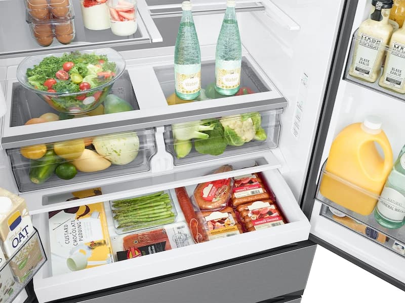 26 cf cd French Door Ref Ice Despenser with Dual Ice Maker Stanless view 2