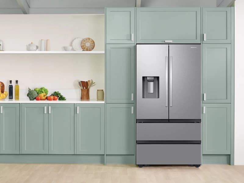 31 cu. ft. Extra Large Capacity 4-Door French Door Refrigerator External Water/Ice dispenser with Dual Ice Maker - Stainless – Stainless Steel view 9