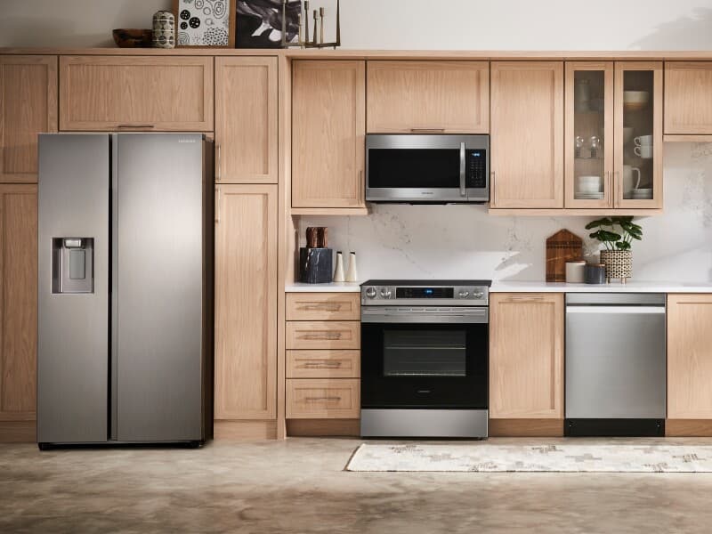 27.4 cu. ft. Large Capacity Side-by-Side Refrigerator in Stainless Steel view 5