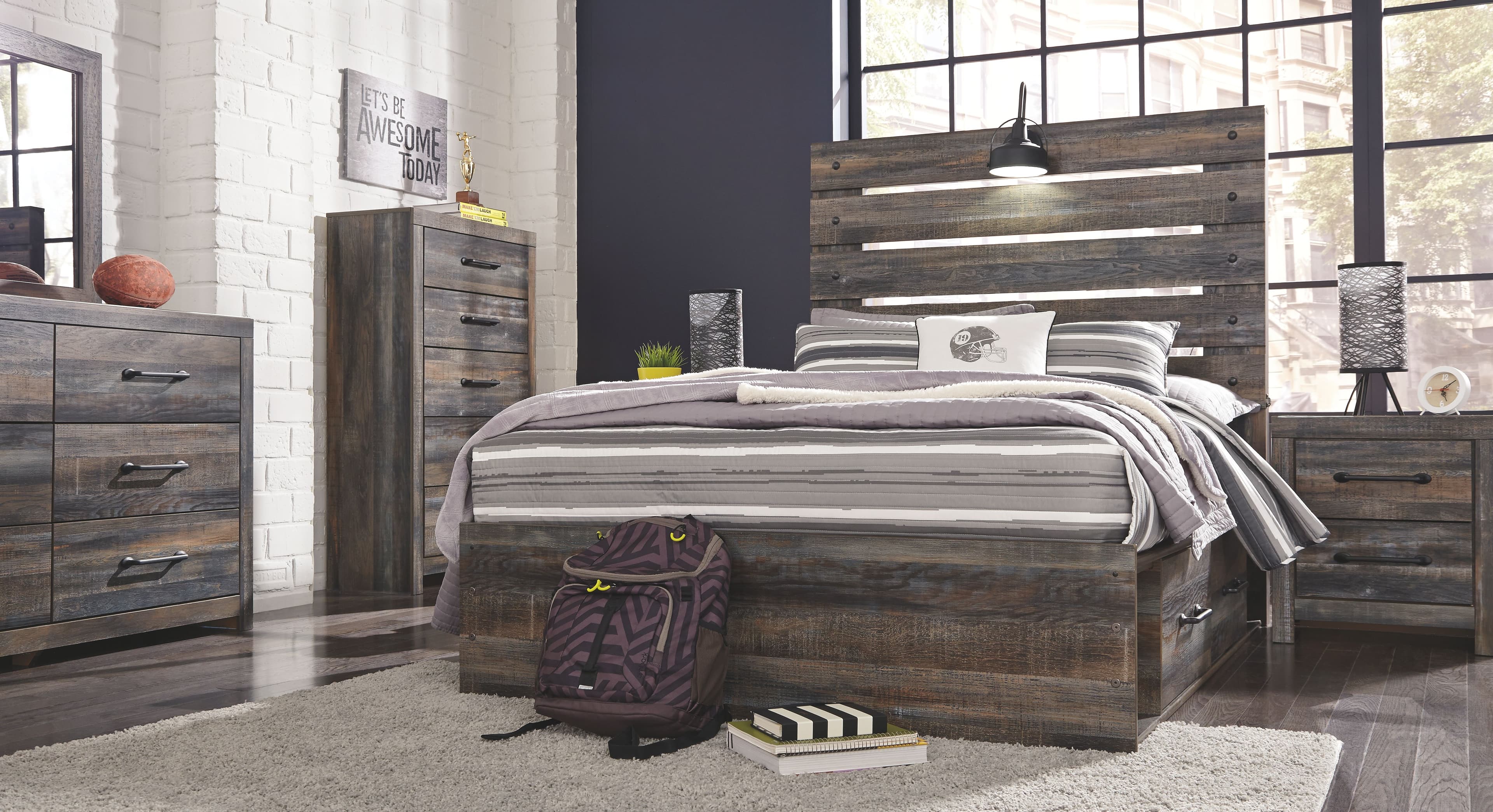 7 Pc. · Dresser, Mirror, Full Panel Bed with 4 Side Drawers