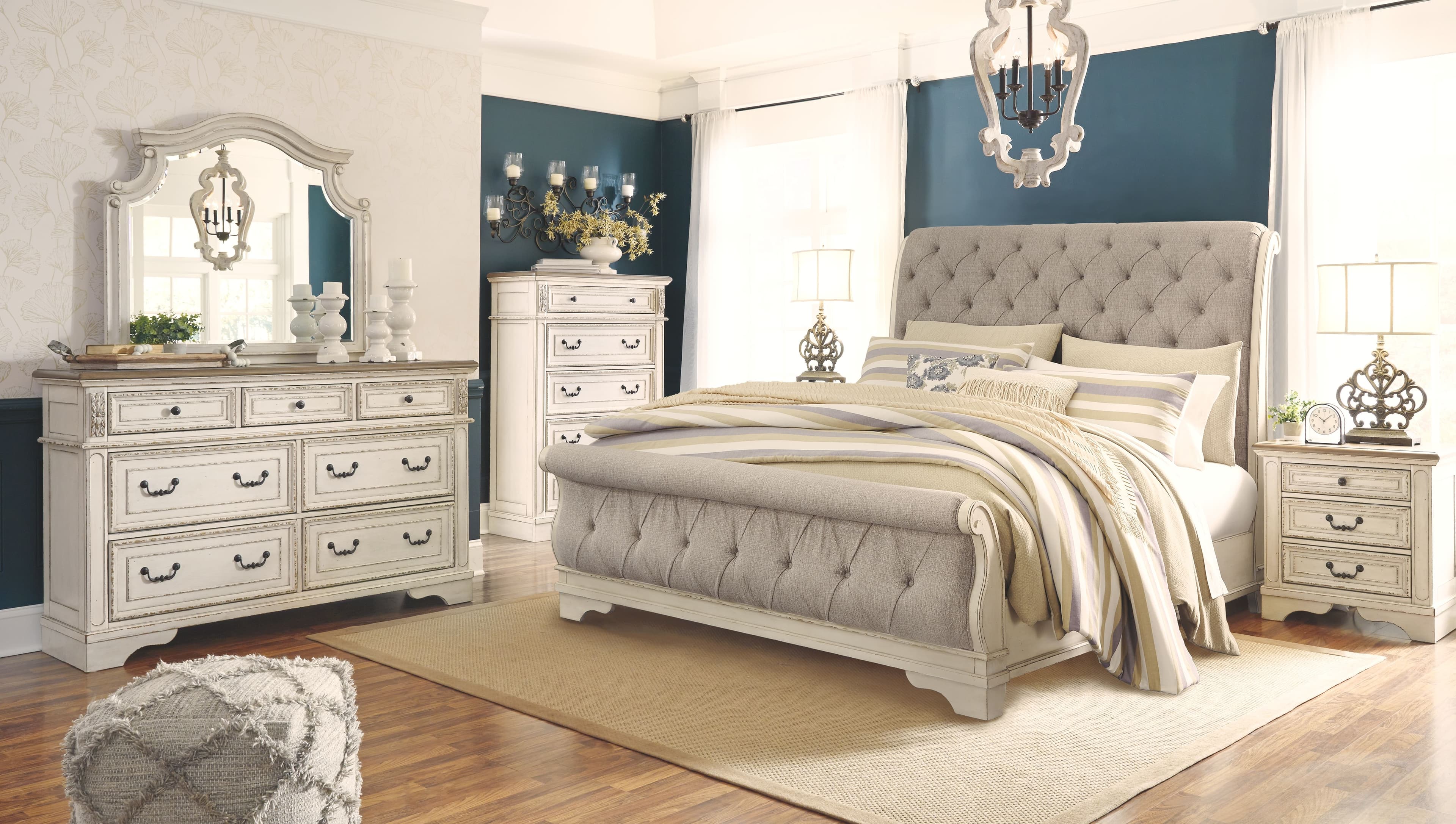 7 Pc. · Dresser, Mirror, Queen Upholstered Sleigh Bed, 2 Nightstands