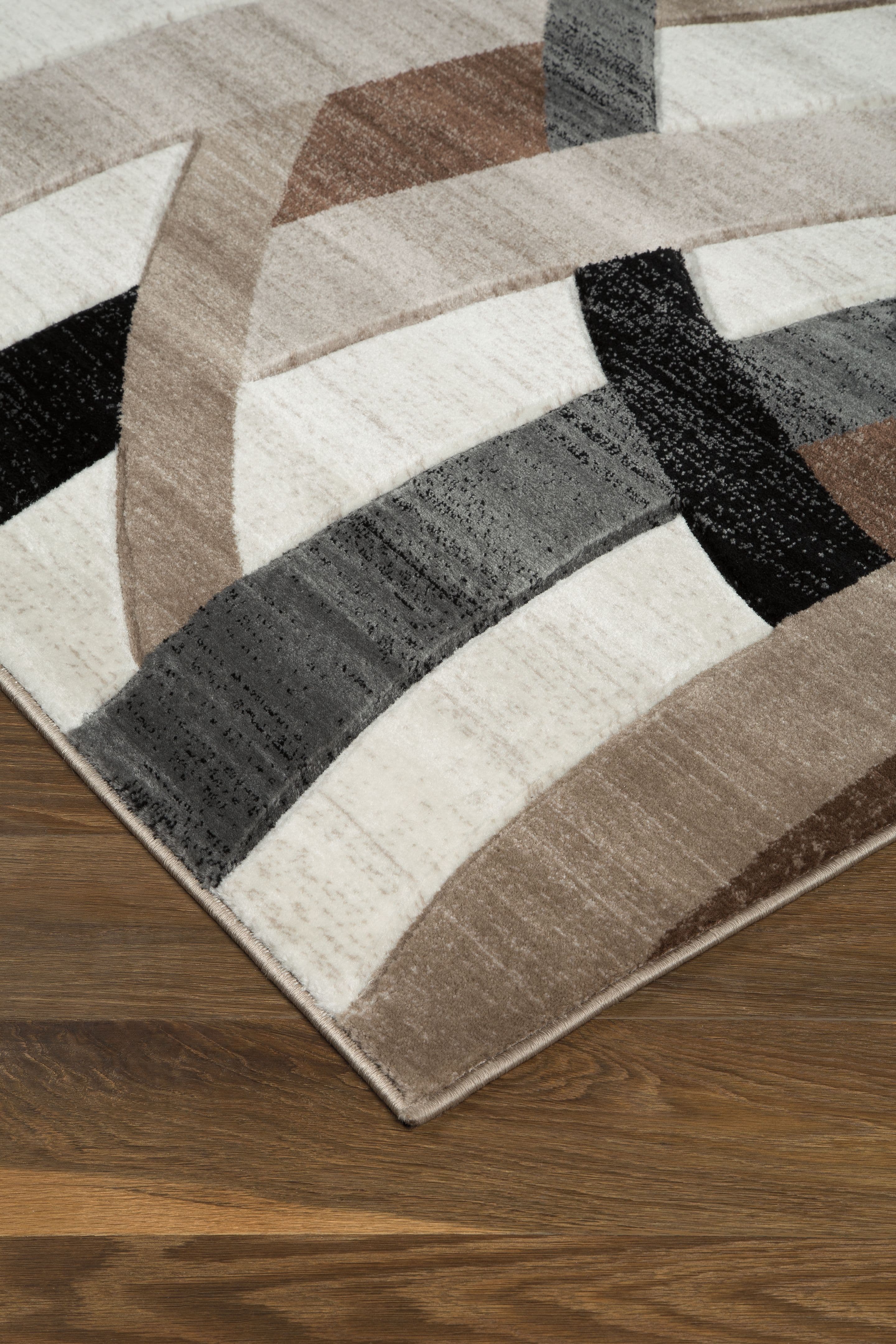 7' x 10' Rug