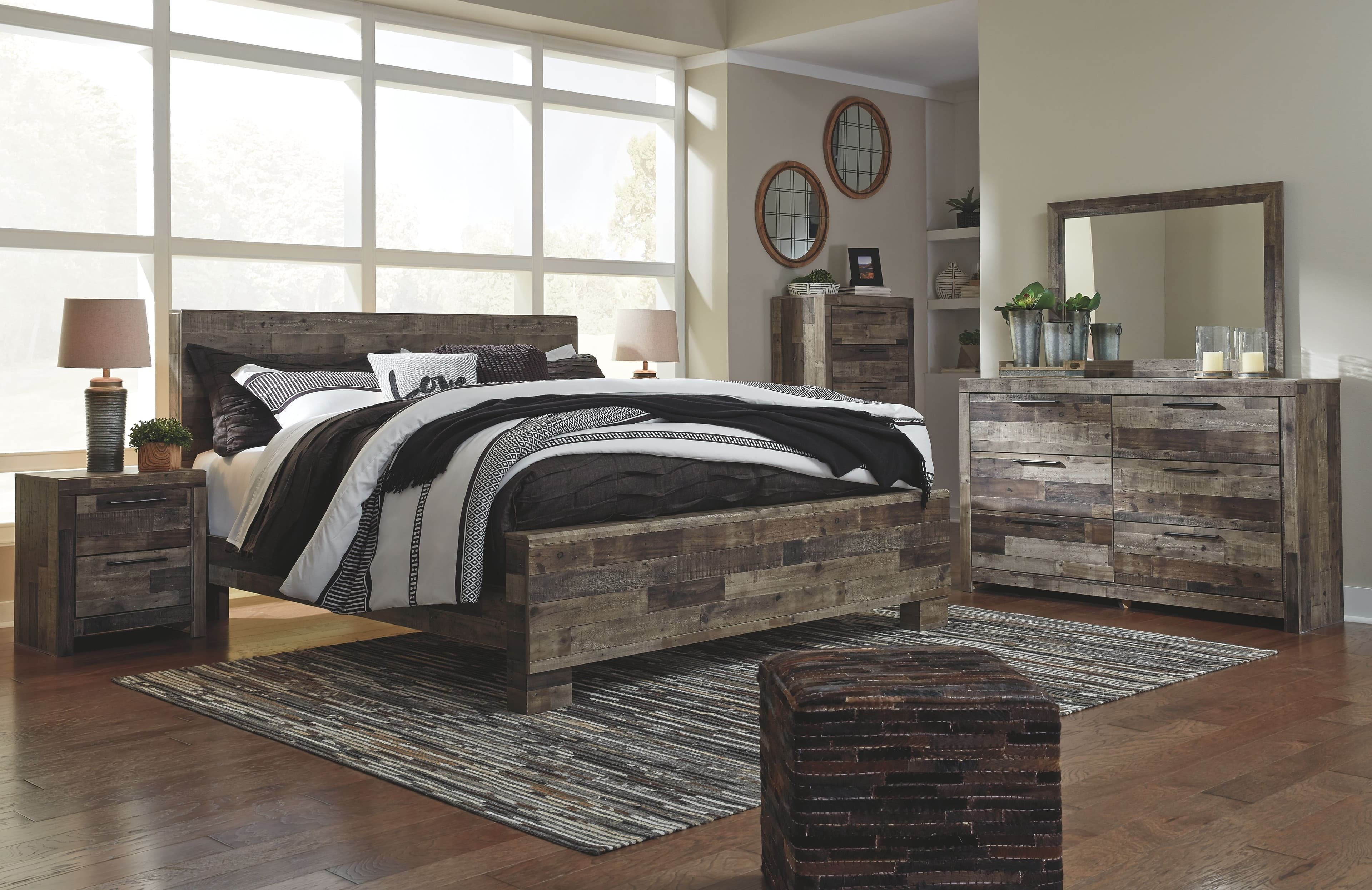 5 Pc. · Dresser, Mirror, King Panel Bed · Multi Gray