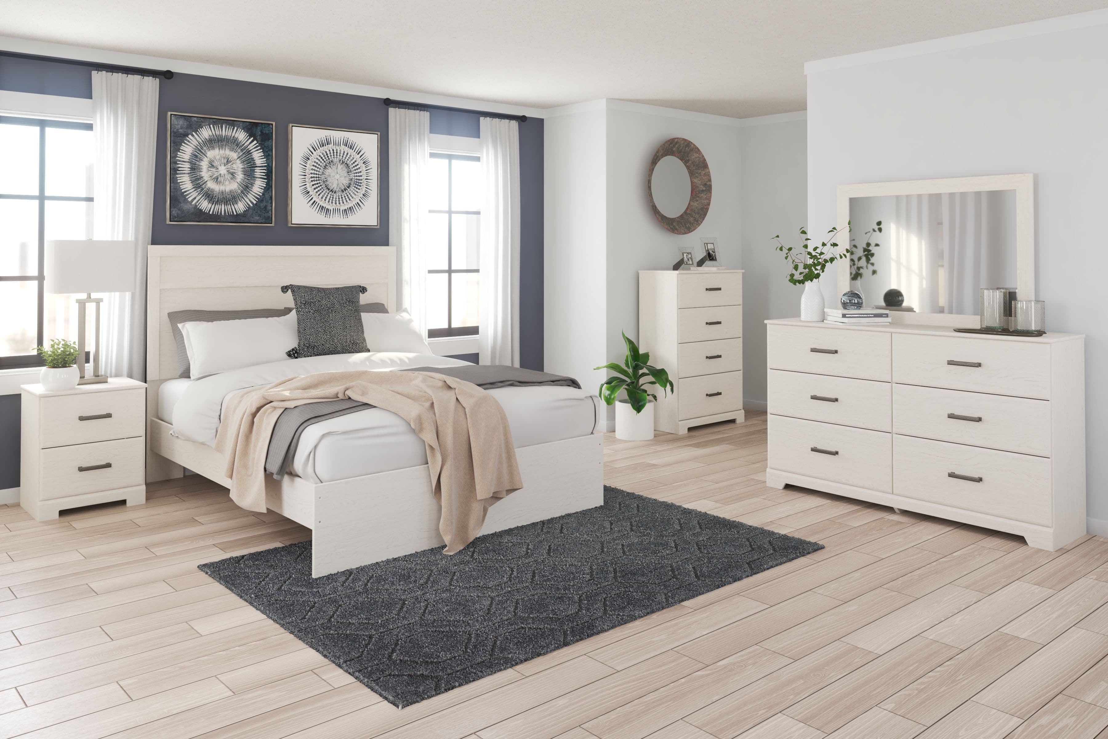 5 Pc. · Dresser, Mirror, Chest, Queen Panel Bed