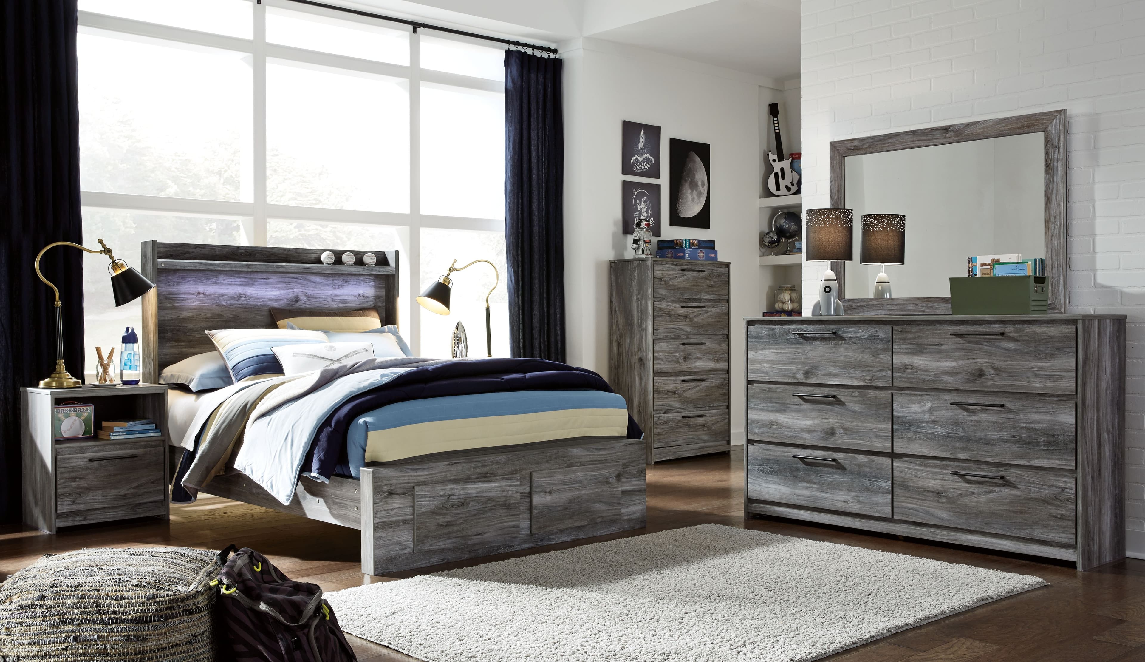 Full Panel Bed With 2 Storage Drawers · 7 Pc. · Dresser, Mirror, Chest, Full Bed · Gray