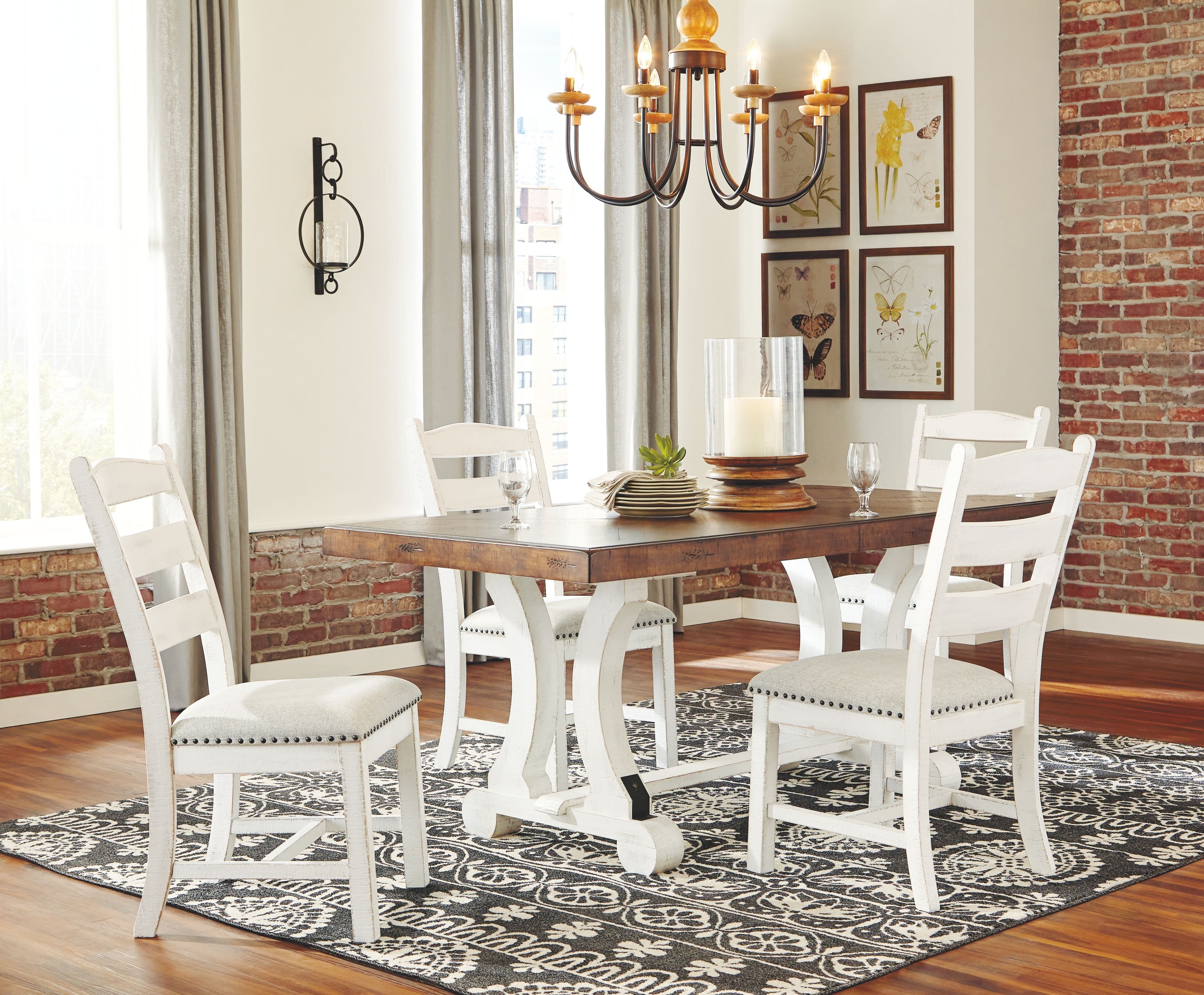 5 Pc. · Dining Room Table, 4 Side Chairs