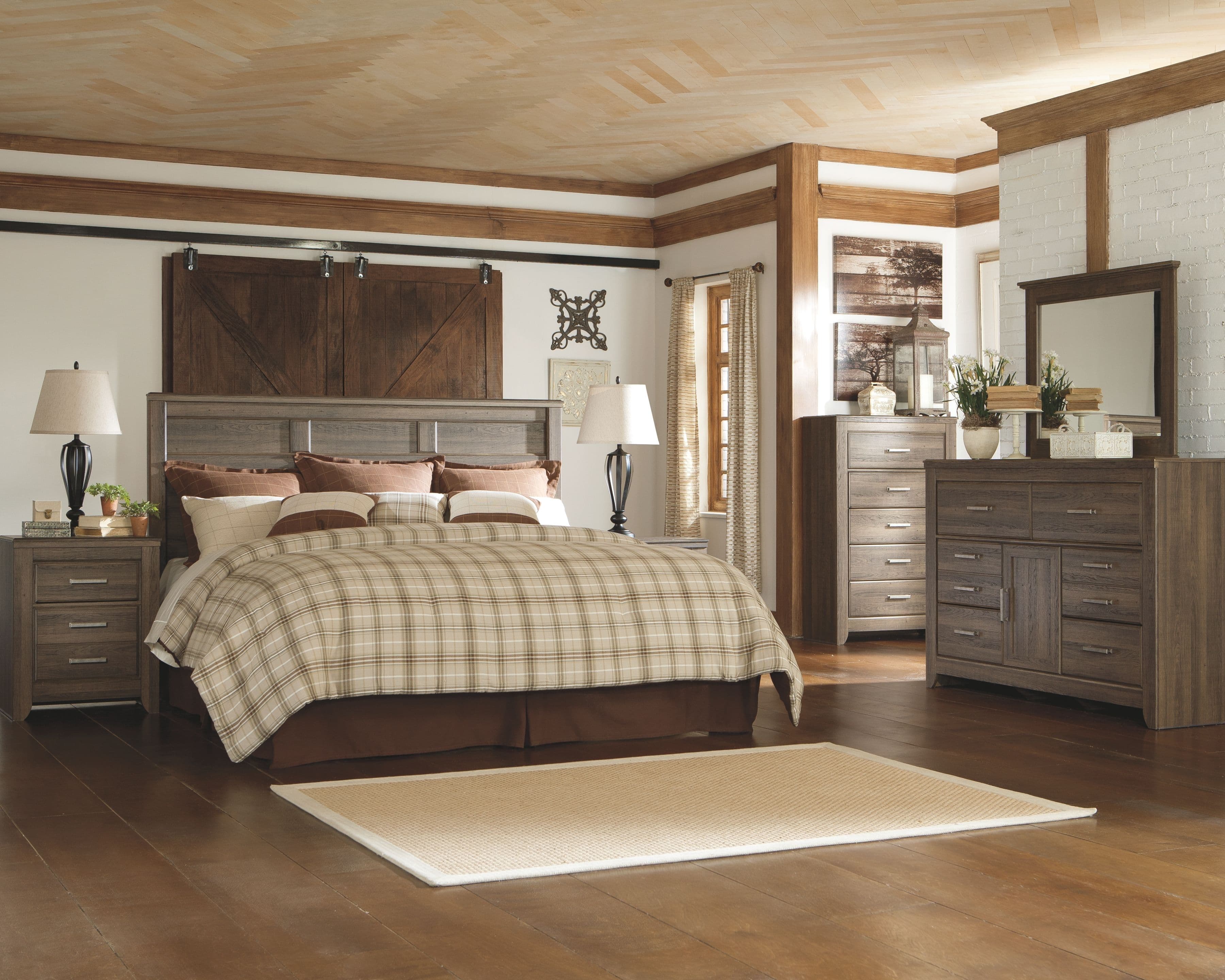4 Pc. · Dresser, Mirror, Chest, King Panel Headboard