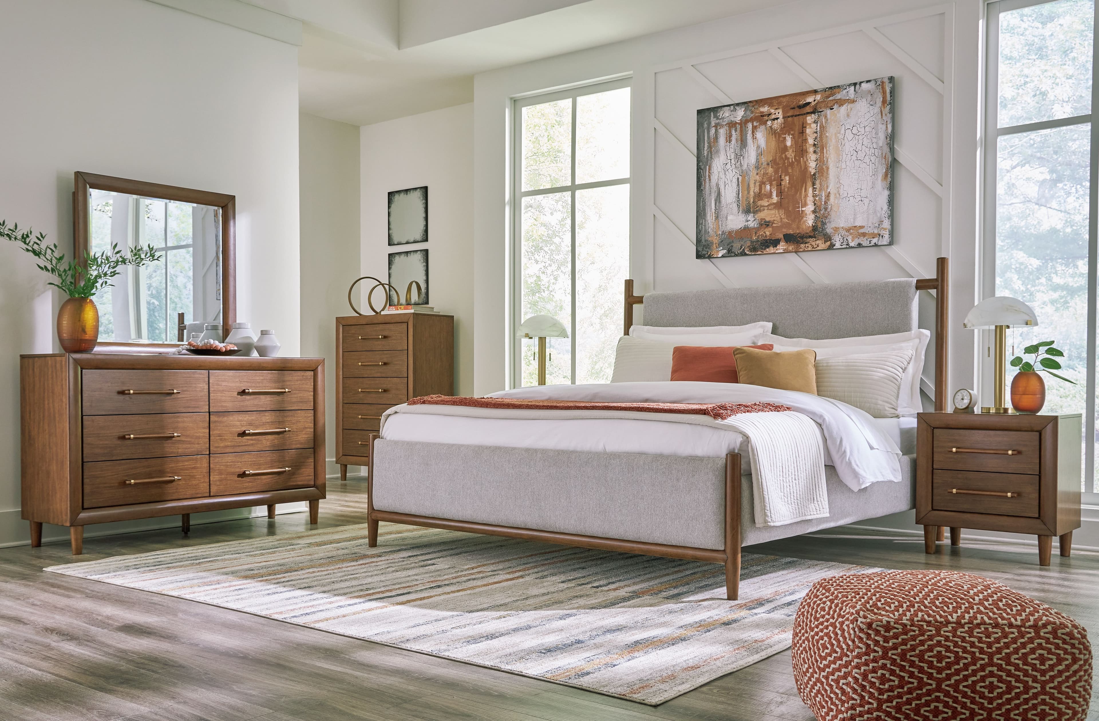 5 Pc. · Dresser, Mirror, Chest, Queen Upholstered Bed