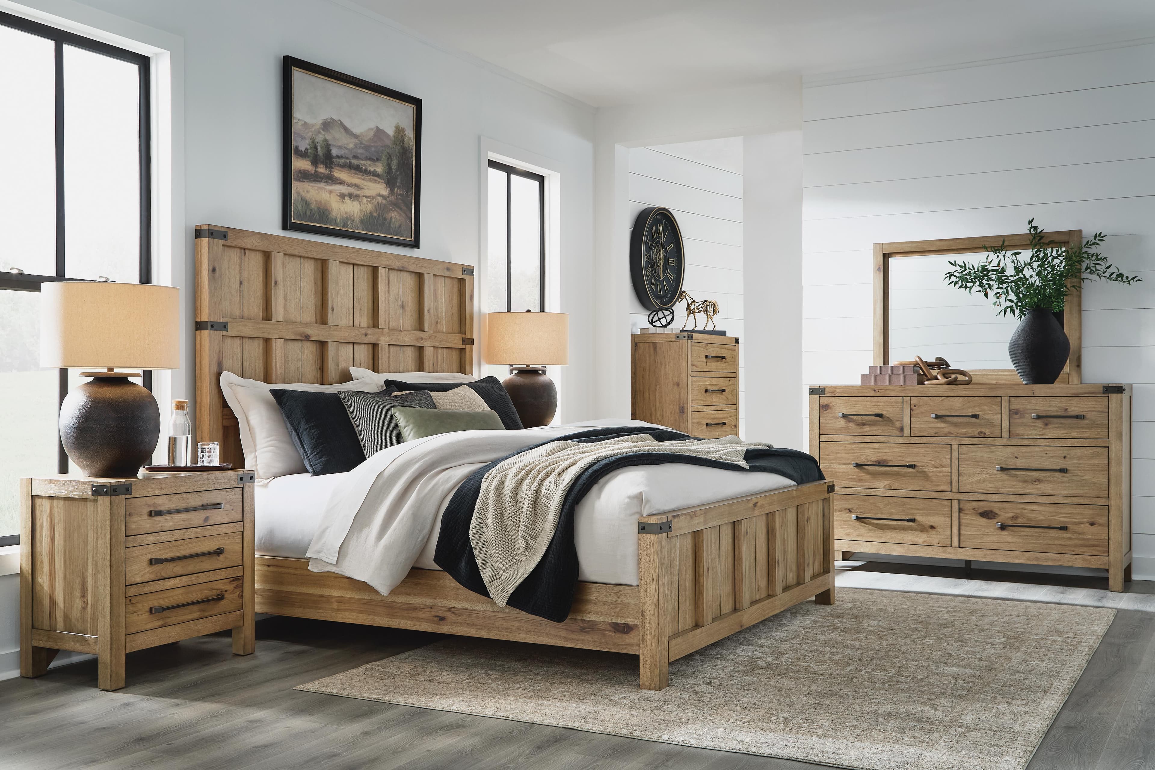 6 Pc. · Dresser, Mirror, Chest, California King Panel Bed
