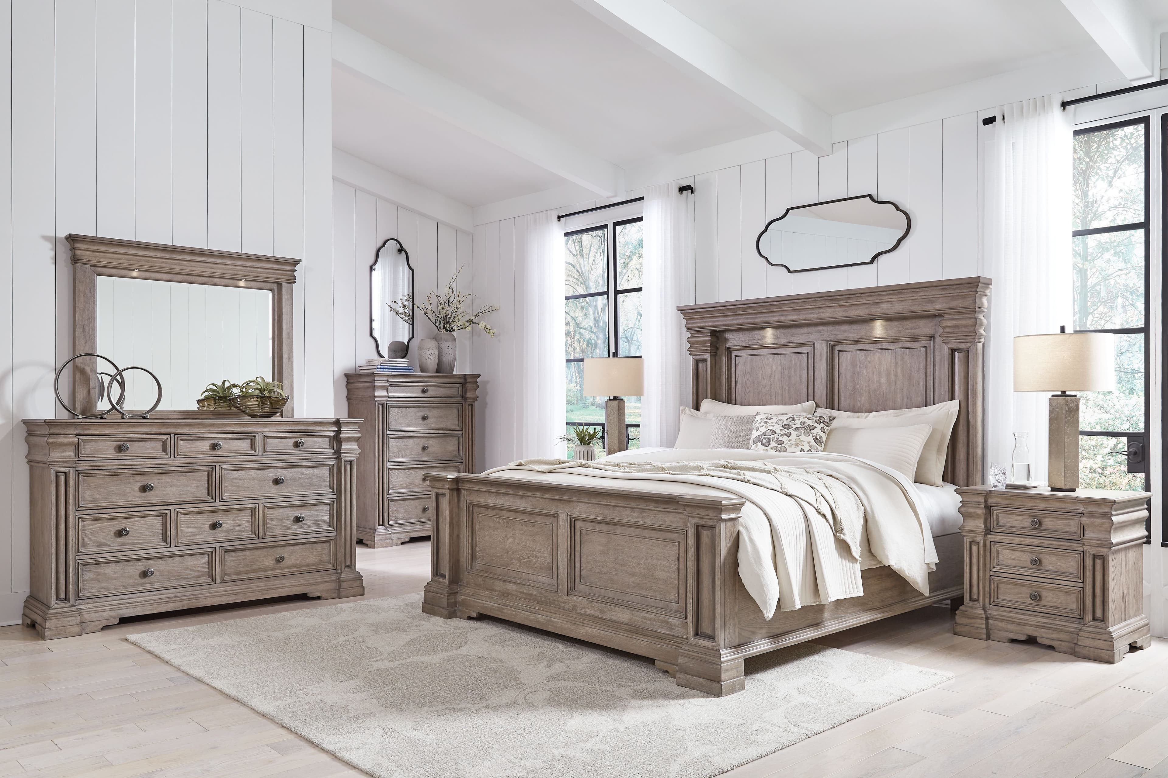 Blairhurst - 6 Pc. - Dresser, Mirror, Chest, California King Panel Bed - Light Grayish Brown