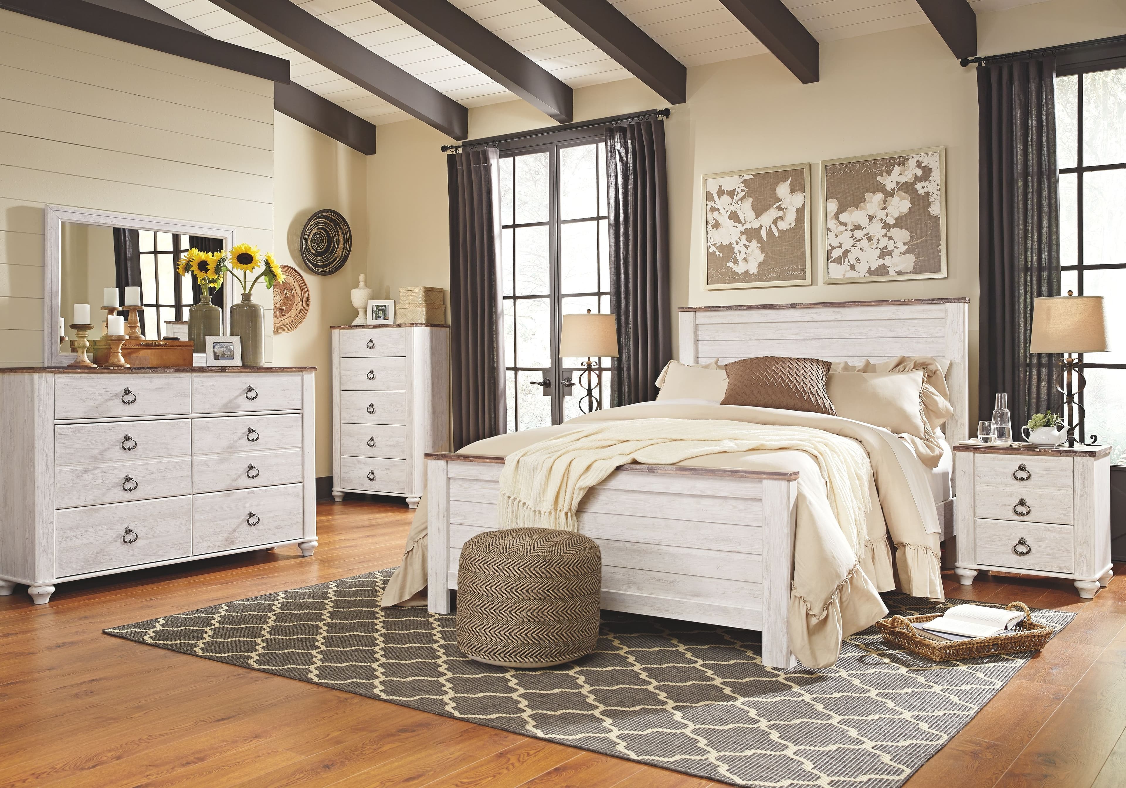 8 Pc. · Dresser, Mirror, Chest, Queen Panel Bed, 2 Nightstands