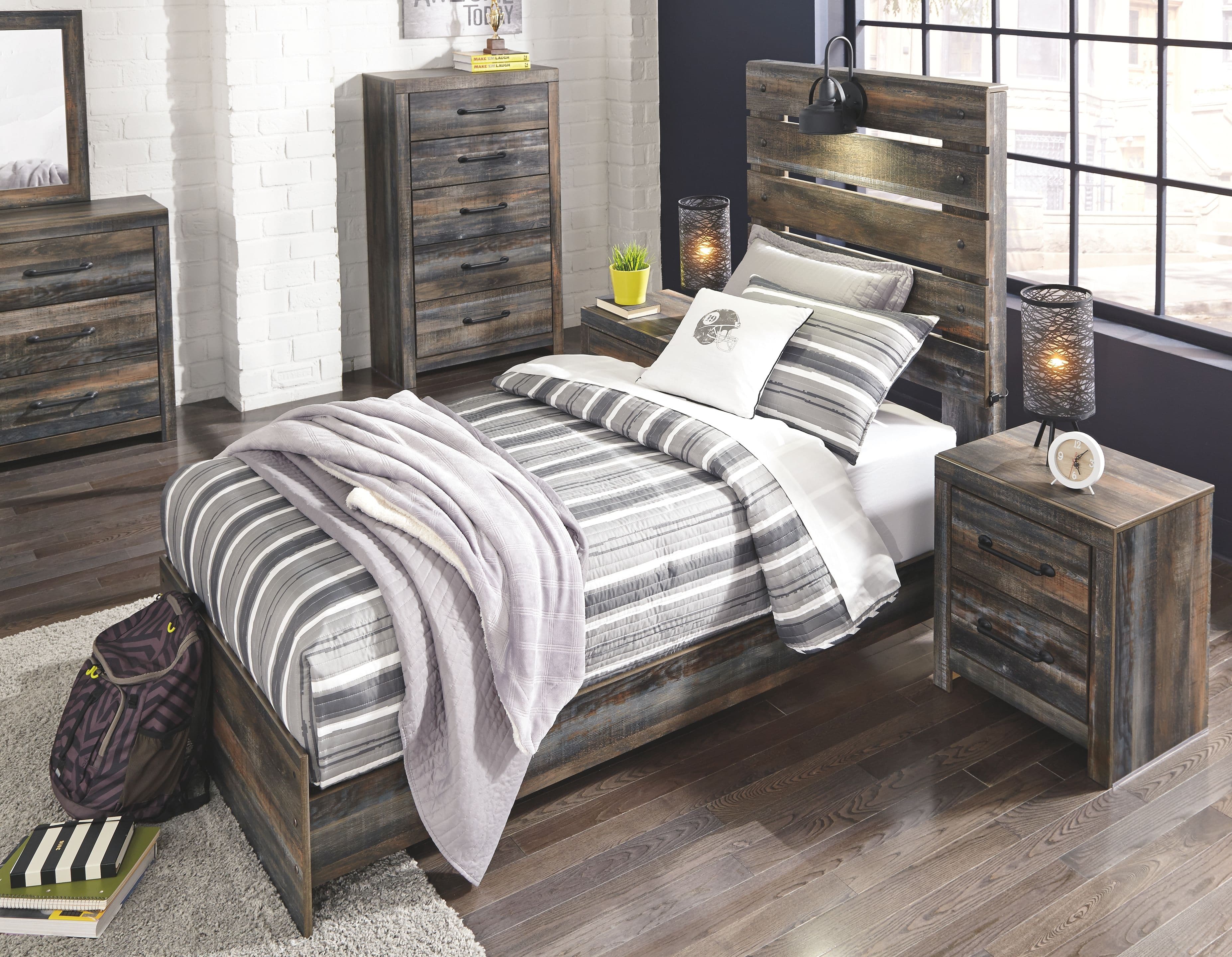6 Pc. · Dresser, Mirror, Chest, Twin Panel Bed