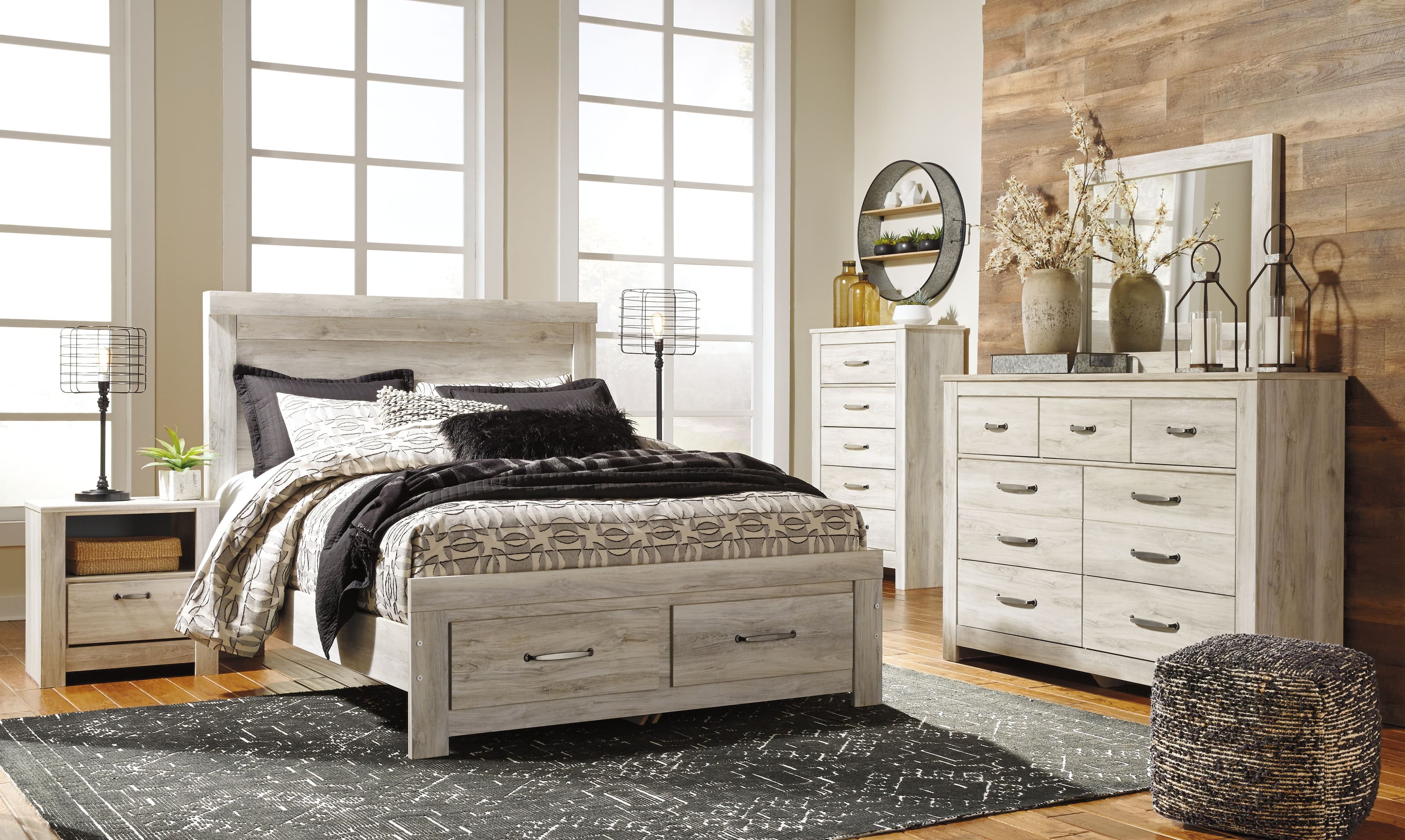 8 Pc. · Dresser, Mirror, Queen Platform Bed with 2 Storage Drawers, 2 Nightstands