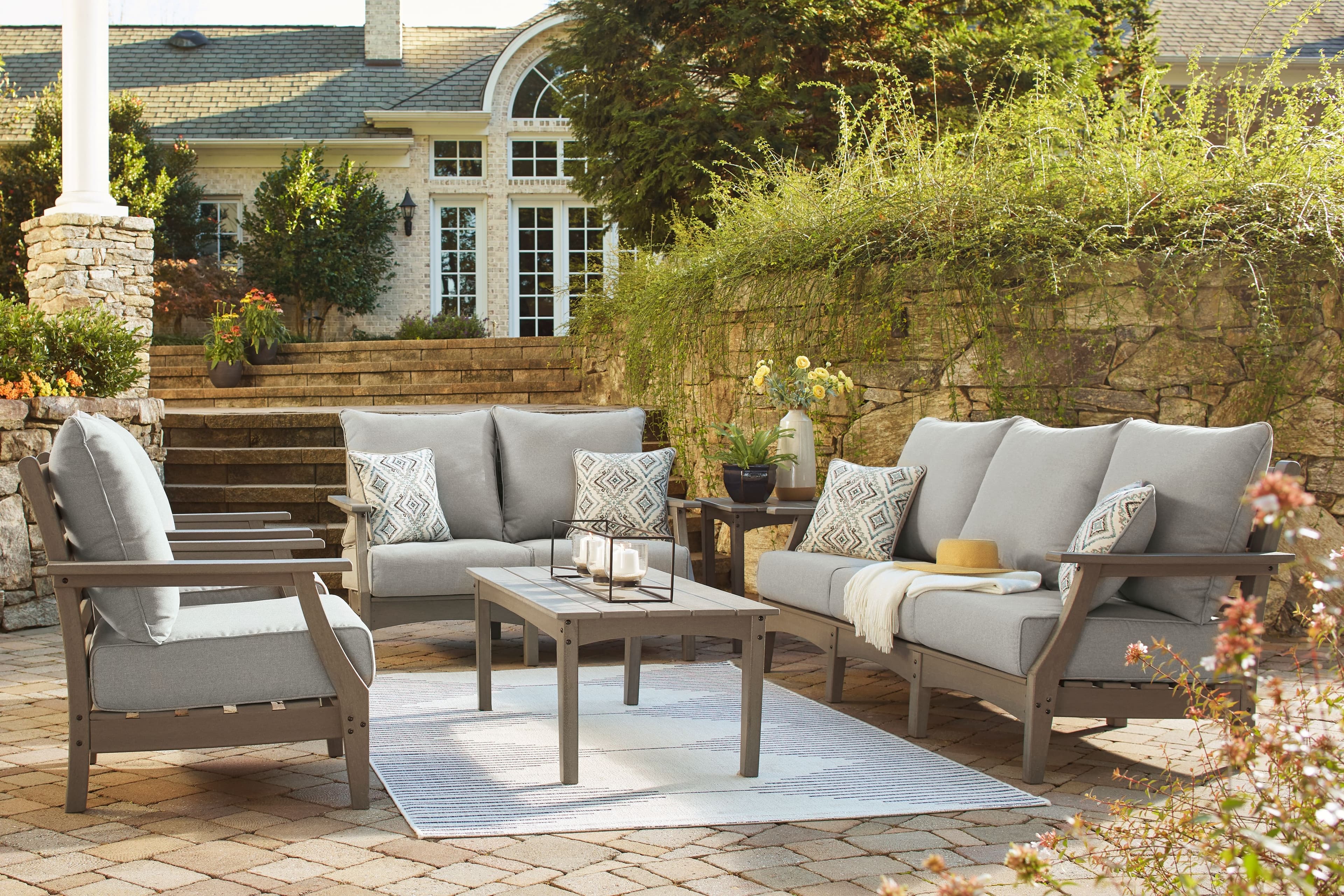 6 Pc. · Lounge Set